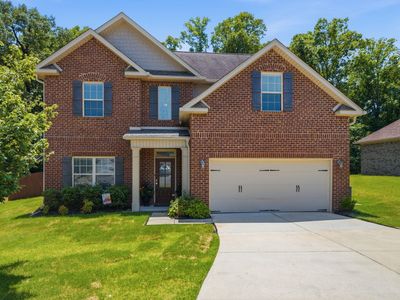 1445 Clearwater Dr NE