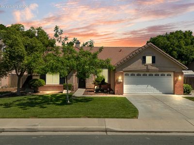 916 W Windsor Drive