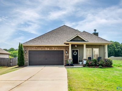 107 Windrose Ln