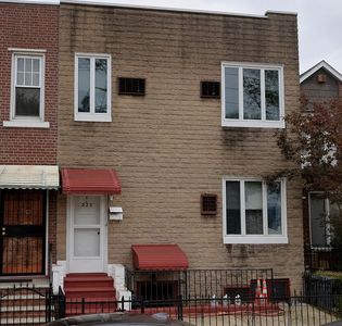 222 Avenue