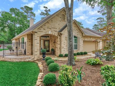 18 Coachman Ridge Pl