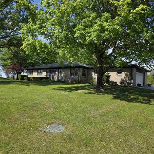5746 N Round Barn Rd