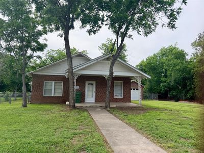 Property at 1215 NW 1st Ave, Mineral Wells, TX