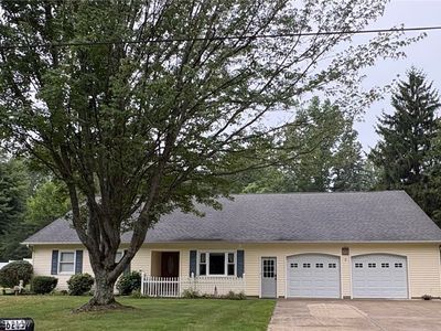 6215 Robinhood Ln