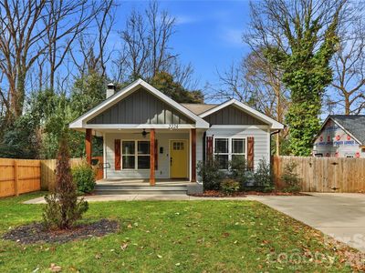 2224 Weyland Ave