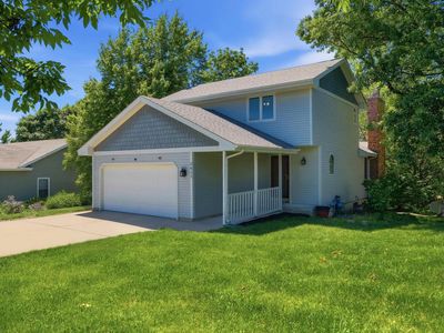 2611 SW Golf View Dr