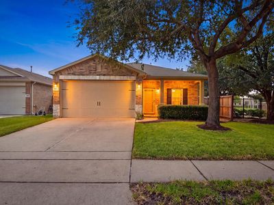 611 E Newport Bnd