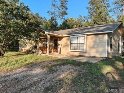 1561 E Hempstead St #5
