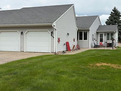 Property at 902 15th Ave, Eldora, IA