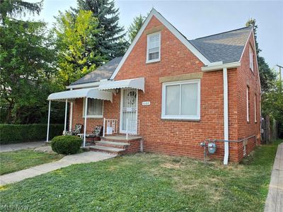 11107 Plymouth Ave