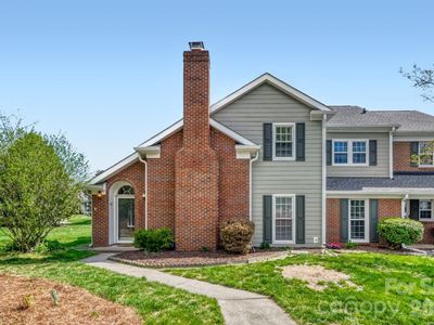 9411 Kings Falls Dr