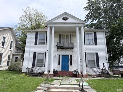 402 N High St