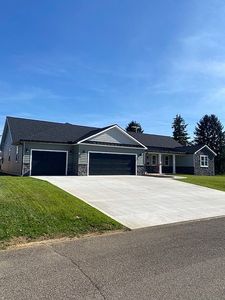 400 Crooks Ave