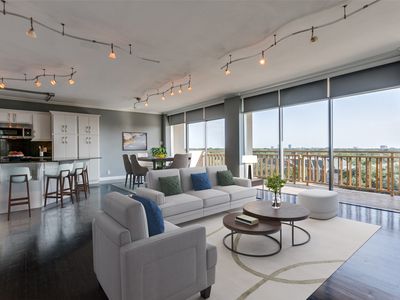 6211 W Northwest Hwy #701