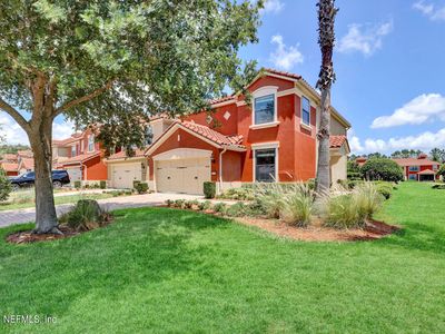 13527 MONTECITO Place