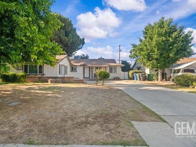 4424 Bloomquist Dr