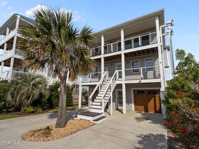 515 N Topsail Drive