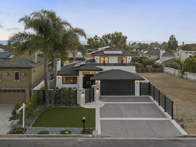 13974 Boquita Dr