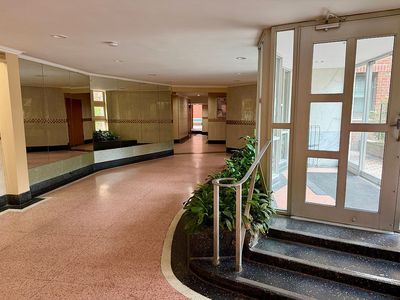 1840 E 13th St APT 2
