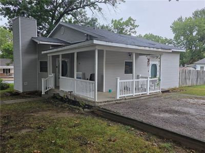 528 W Ashland St
