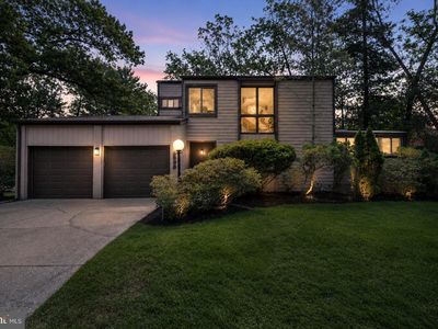 10325 Sixpence Cir