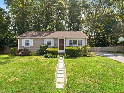 52 Brentwood Ave