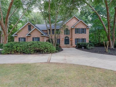 1104 Thornehill Dr