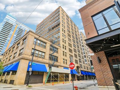 780 S Federal St APT 604