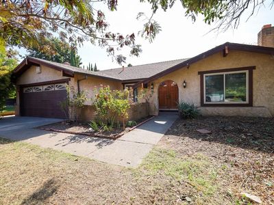 6316 Hillsdale Blvd