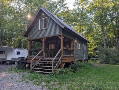 33 Pennock Creek Dr