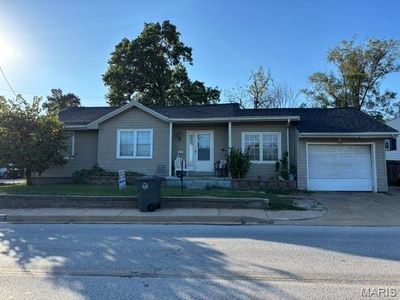 326 Forest Ave