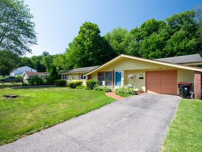 66 Boyle Rd