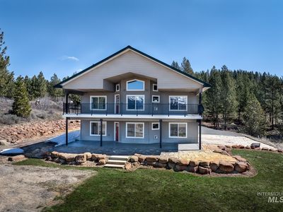 12600 Goode Lane