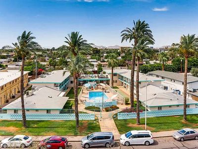 420 W Earll Dr Unit 10