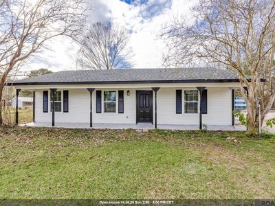 36855 Nicholas Dr