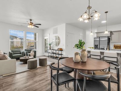 927 W Coral Charm Way Unit 204