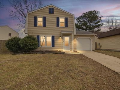 Property at 890 Carew Rd, Virginia Beach, VA