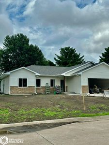 1112 Willow Ave