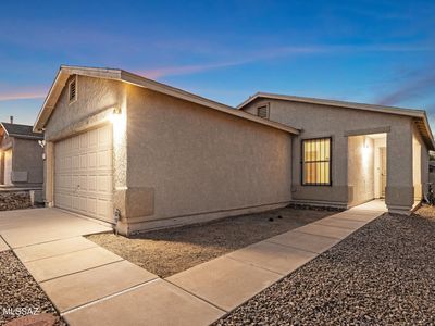 3732 W Fenton Way