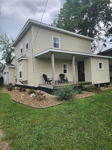 122 Main St E