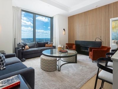 1 Dalton St APT 4705