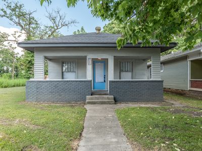 969 N Pershing Ave