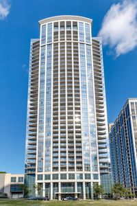 1235 S Prairie Ave APT 3506