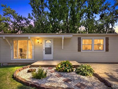 4 Matchlock Dr