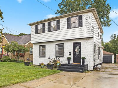 12 Wallinwood Ave NE