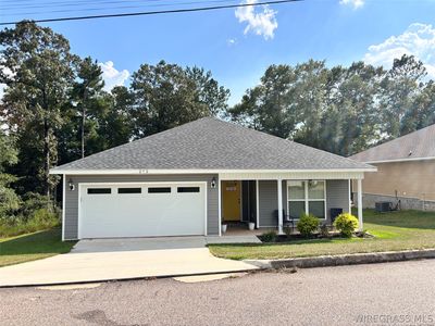 272 Edith Way