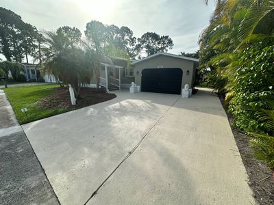 606 Sierra Madre Dr
