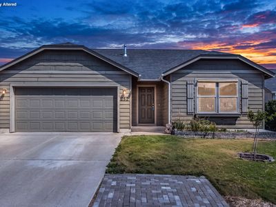 252 SW 33rd Dr