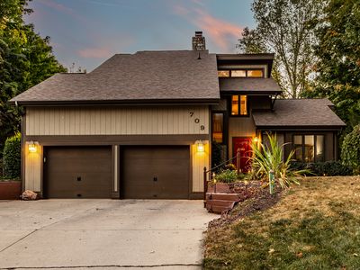 709 Pleasant Point Cir