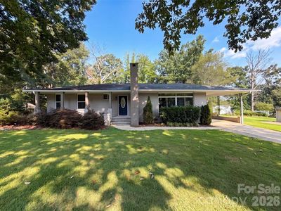 1605 Auten Rd